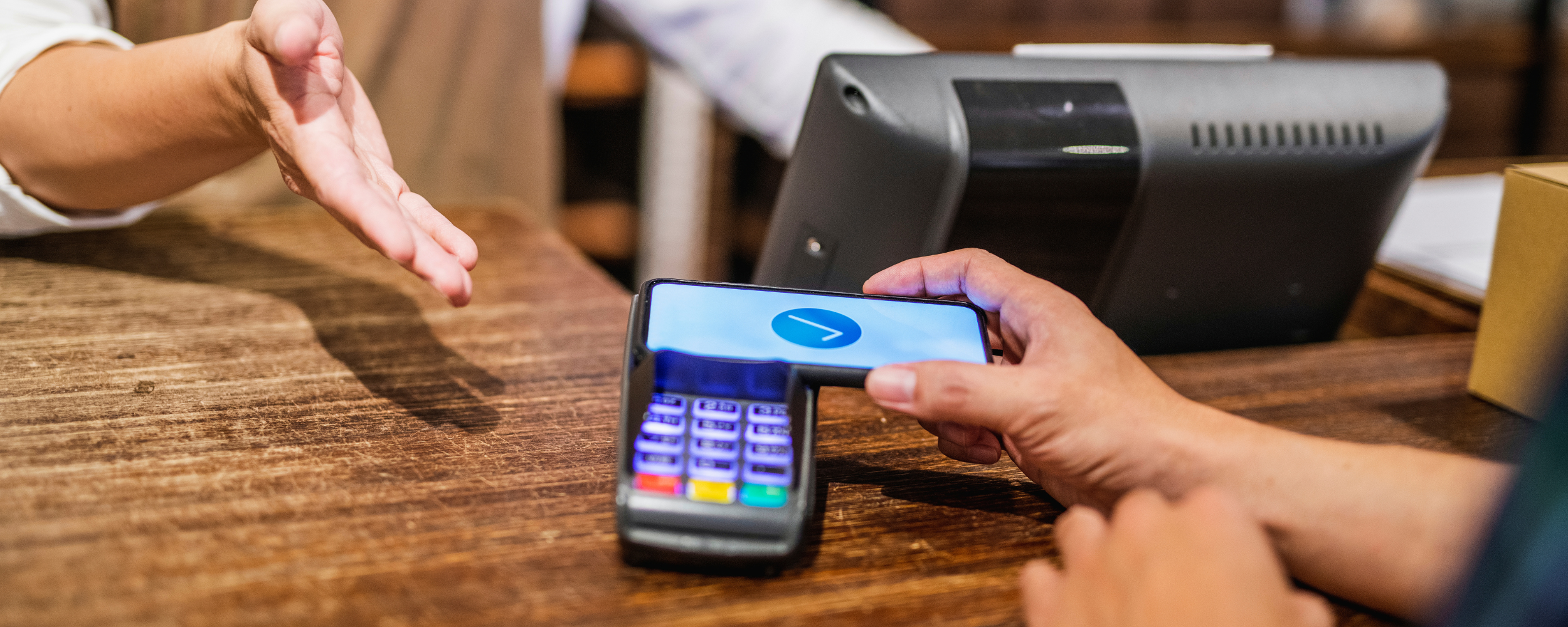 Merchant Cash Advance vs Term Loan: Which Is a Better Business Loan